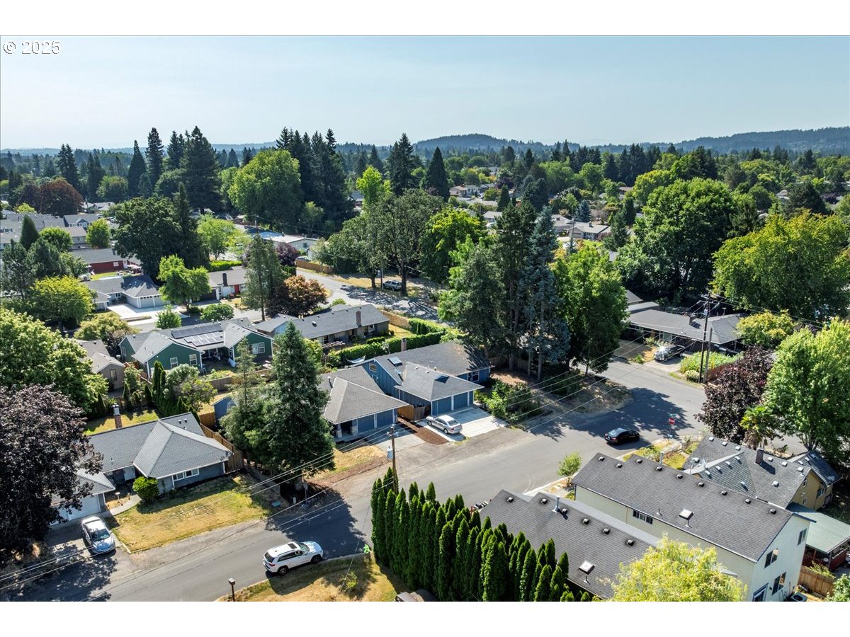 2610 Southwest 204th Avenue Beaverton, OR 97003 - Photo 34 of 37 a view of a city