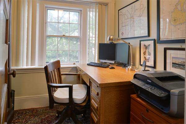 92 Banks Road Swampscott, MA 01907 - Photo 15 of 24 Gallery Image 15