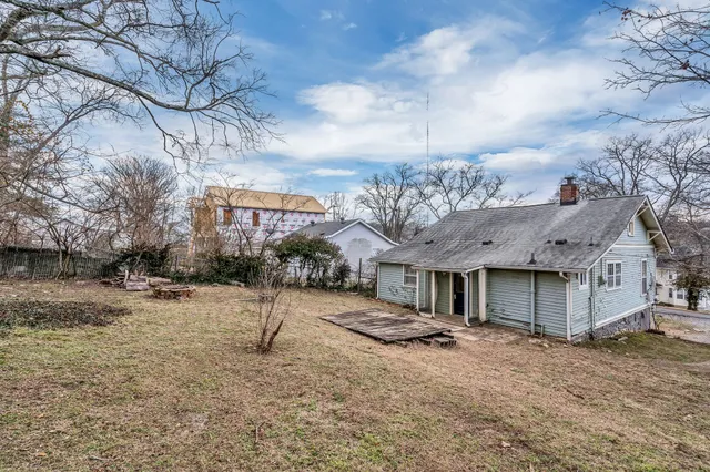 $2,300 | 206 Orlando Avenue, Nashville, TN 37209