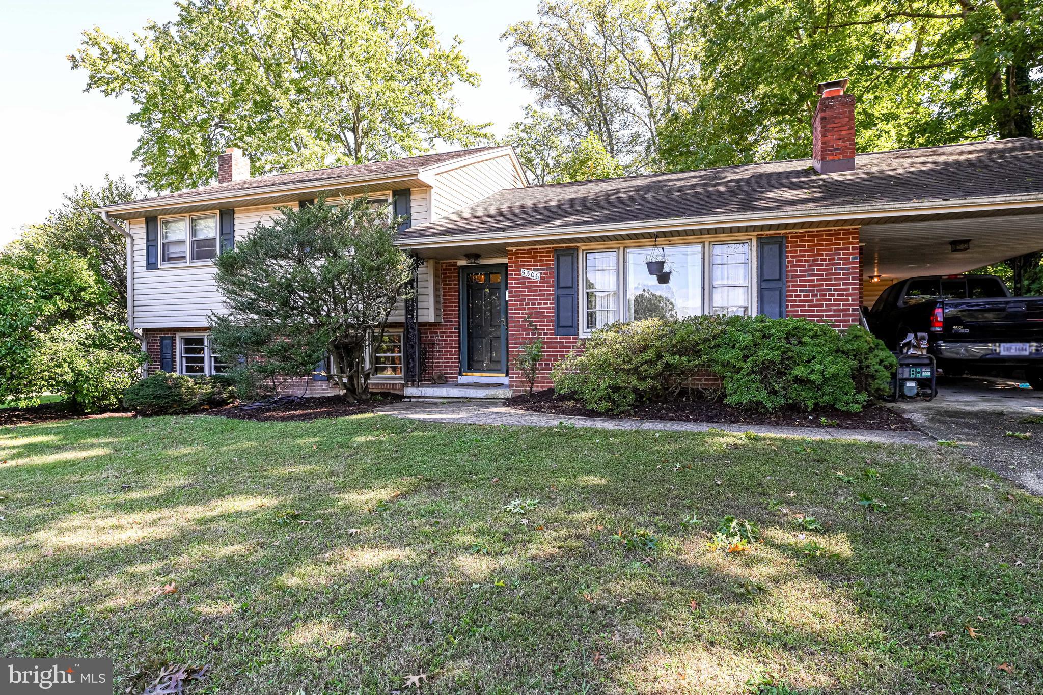5306 Juliet Street Springfield, VA 22151 - Photo 2 of 32