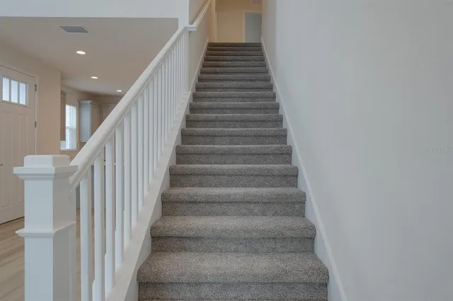 $799,900 | 410 Finn Way, Dunedin, FL 34698