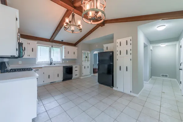 $2,999 | 11020 West River Road, Champlin, MN 55316