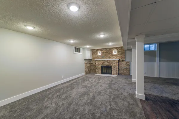 $2,750 | 11020 West River Road, Champlin, MN 55316