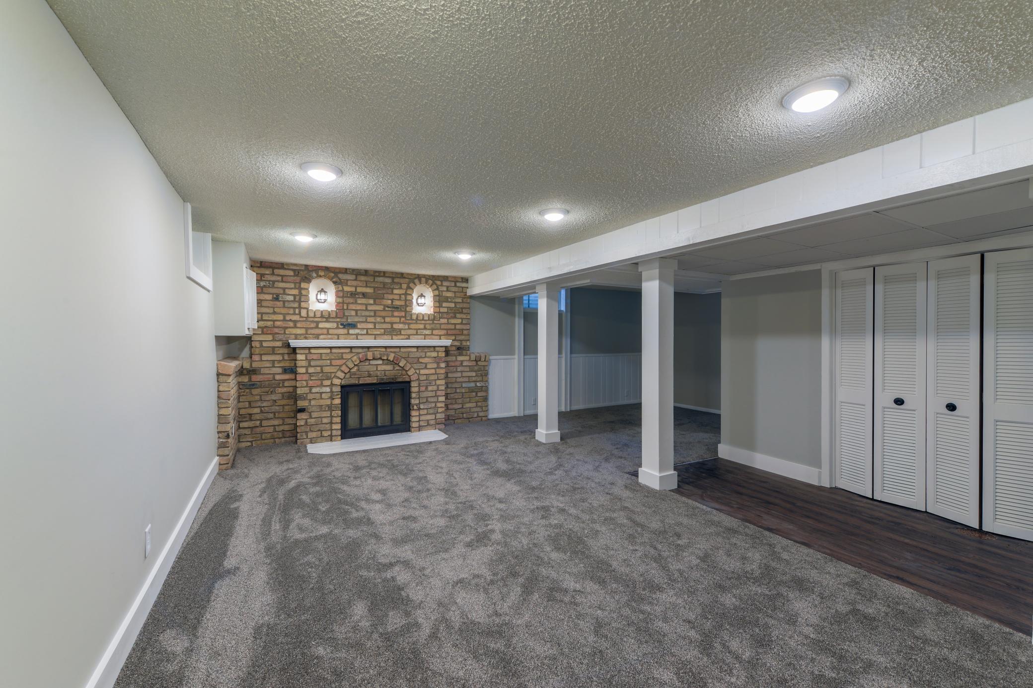 11020 West River Road Champlin, MN 55316 - Photo 3 of 45