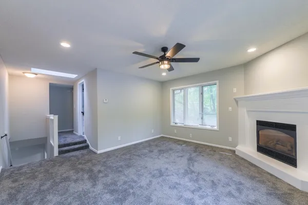 $2,999 | 11020 West River Road, Champlin, MN 55316