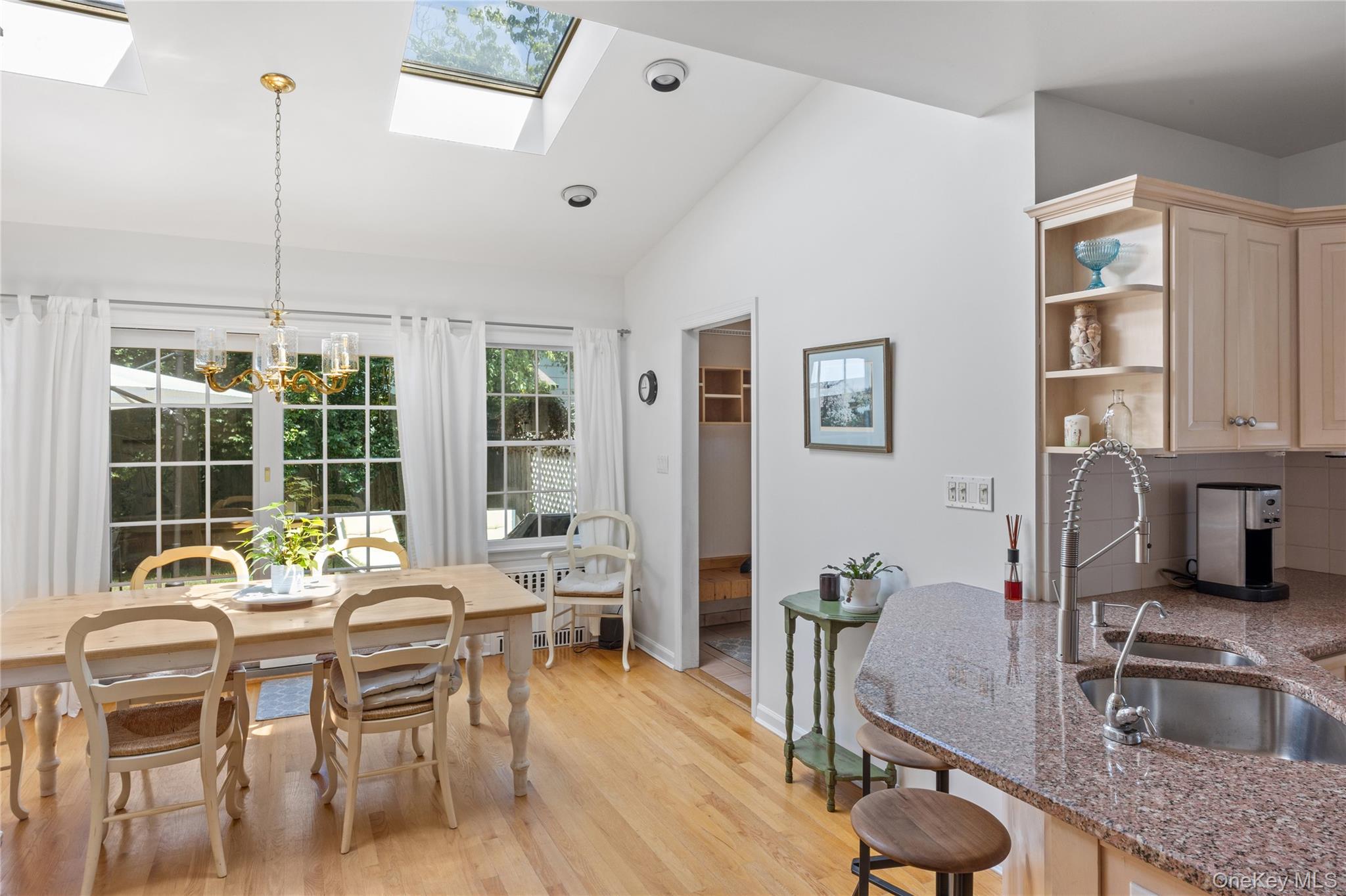 75 Bulson Road Rockville Centre, NY 11570 - Photo 12 of 41