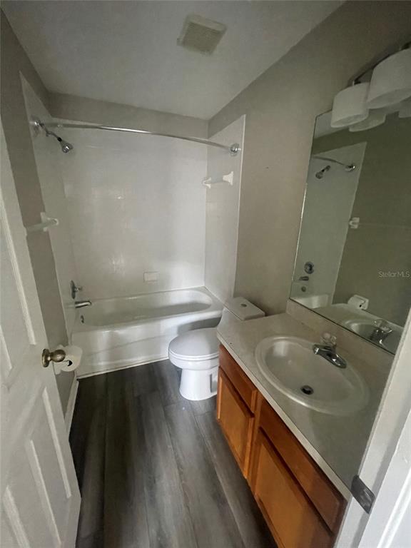 1934 Fiesta Ridge Court Tampa, FL 33604 - Photo 12 of 24 Gallery Image 12