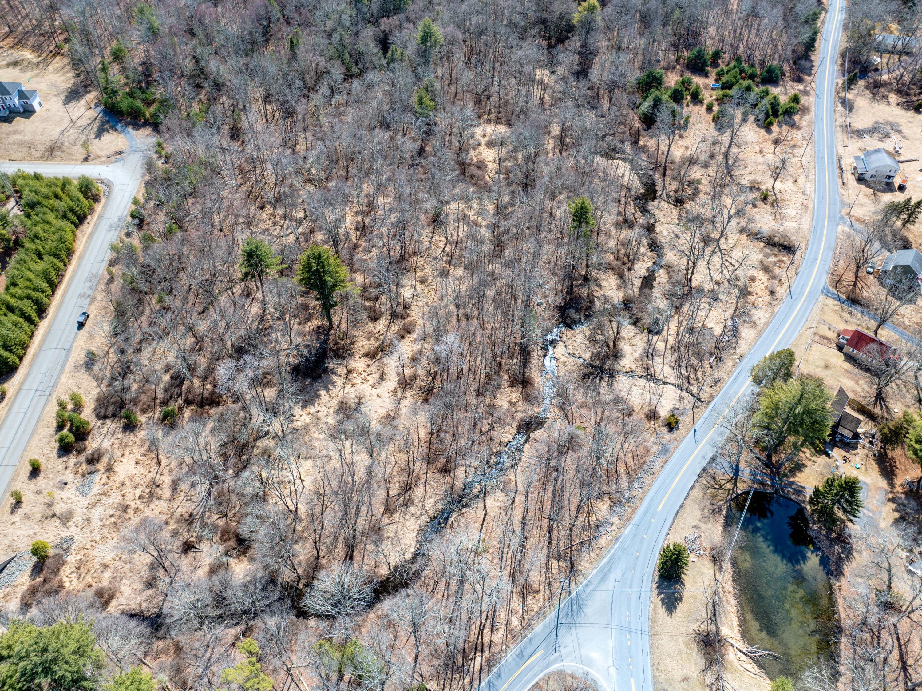 331 Wooddale Road East Stroudsburg, PA 18302 - Photo 15 of 18 DJI_20250314135453_0435_D