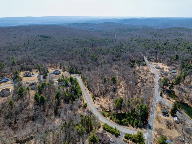 $349,900 | 331 Wooddale Road, East Stroudsburg, PA 18302