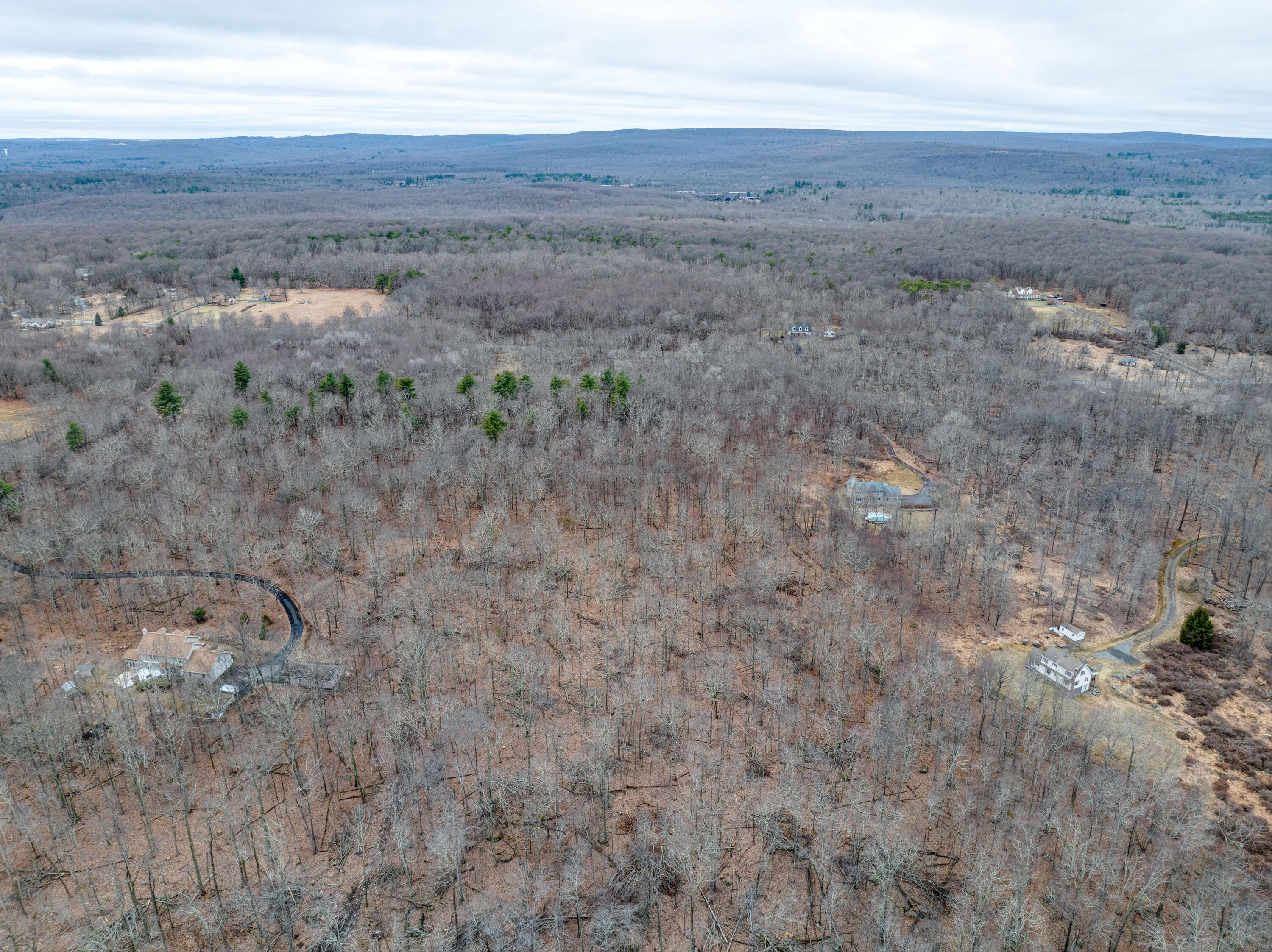 331 Wooddale Road East Stroudsburg, PA 18302 - Photo 17 of 18 DJI_20250317142834_0459_D