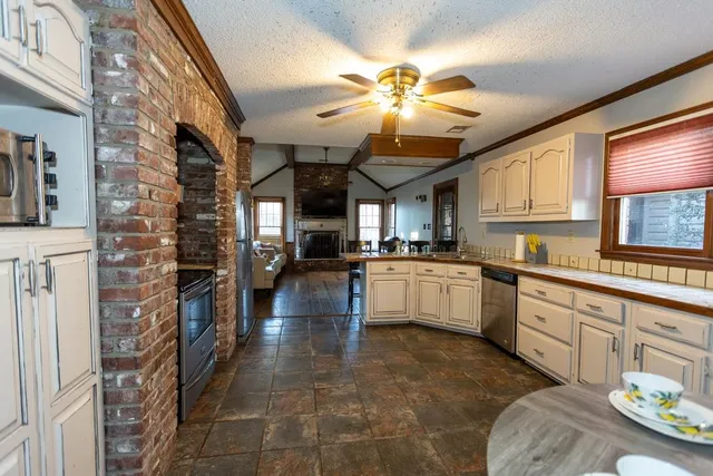 $327,000 | 31 Red Thorn Cove, Cordova, TN 38018