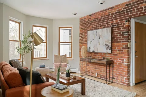 $575,000 | 18 Upland Road, Unit 1, Cambridge, MA 02472