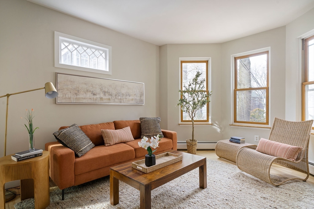 18 Upland Road, Unit 1 Cambridge, MA 02140 - Photo 2 of 17