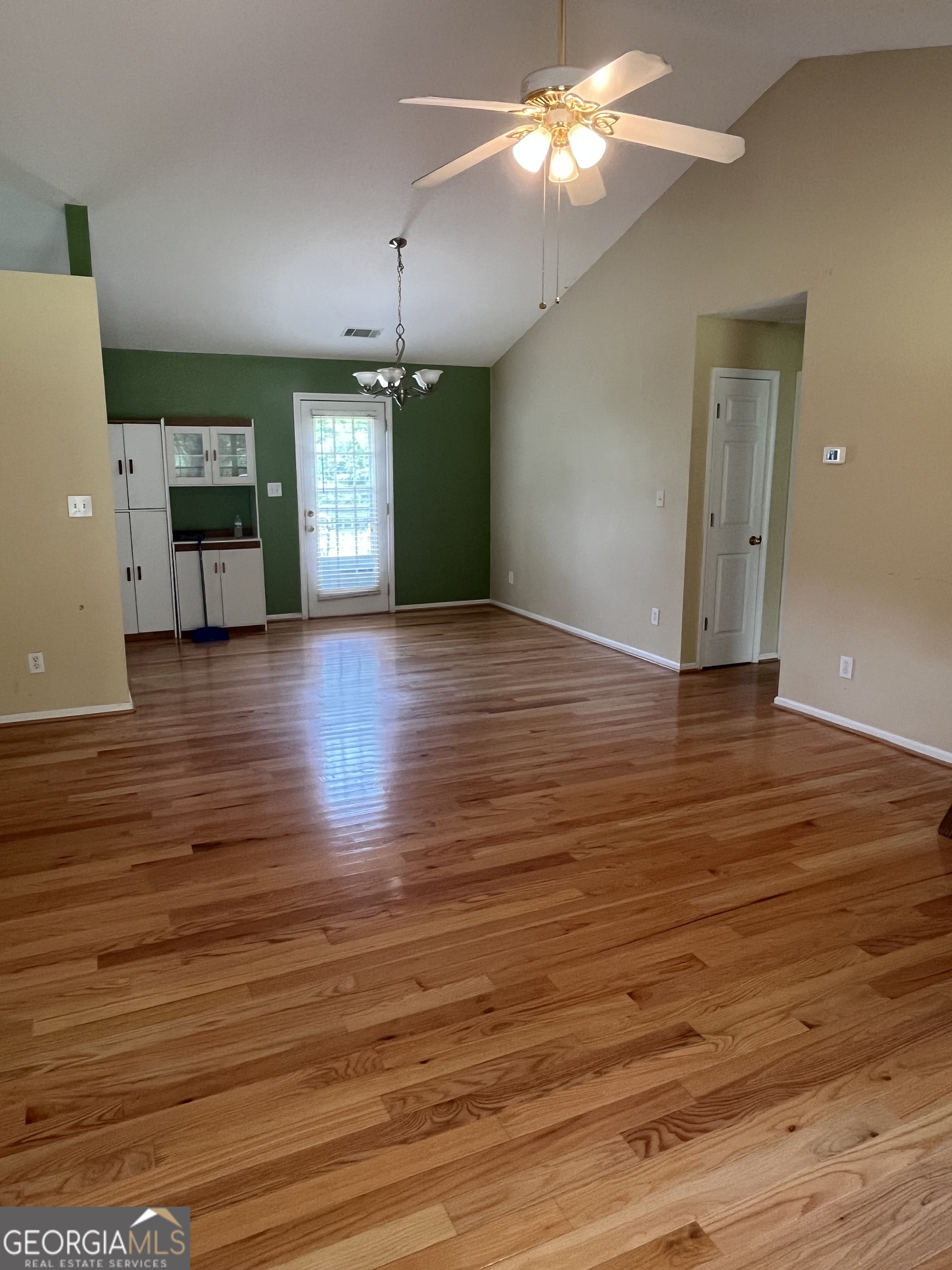 113 Hoyt Road Milner, GA 30257 - Photo 7 of 27