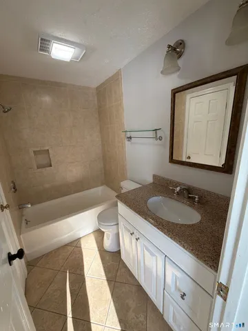 $2,700 | 610 Ives Row, Cheshire, CT 06410