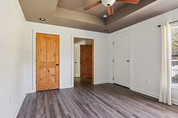 $719,500 | 203 Pr 215, Whitney, TX 76692