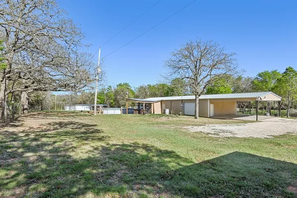 $719,500 | 203 Pr 215, Whitney, TX 76692