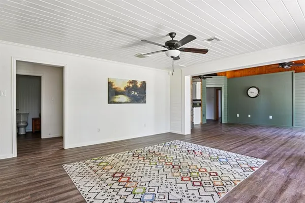 $719,500 | 203 Pr 215, Whitney, TX 76692