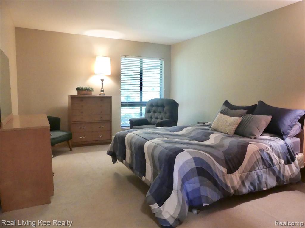 964 Wexford Way Rochester Hills, MI 48307 - Photo 10 of 25