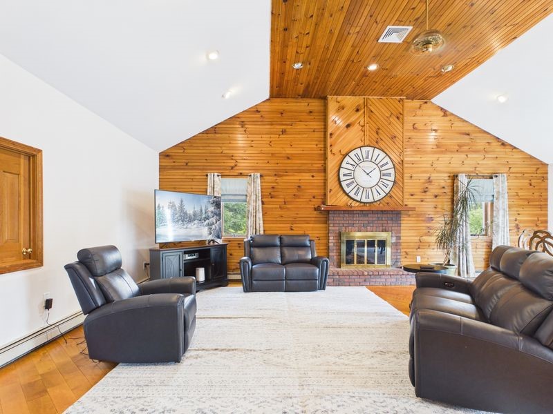 230 Curtis Corner Road South Kingstown, RI 02879 - Photo 5 of 48