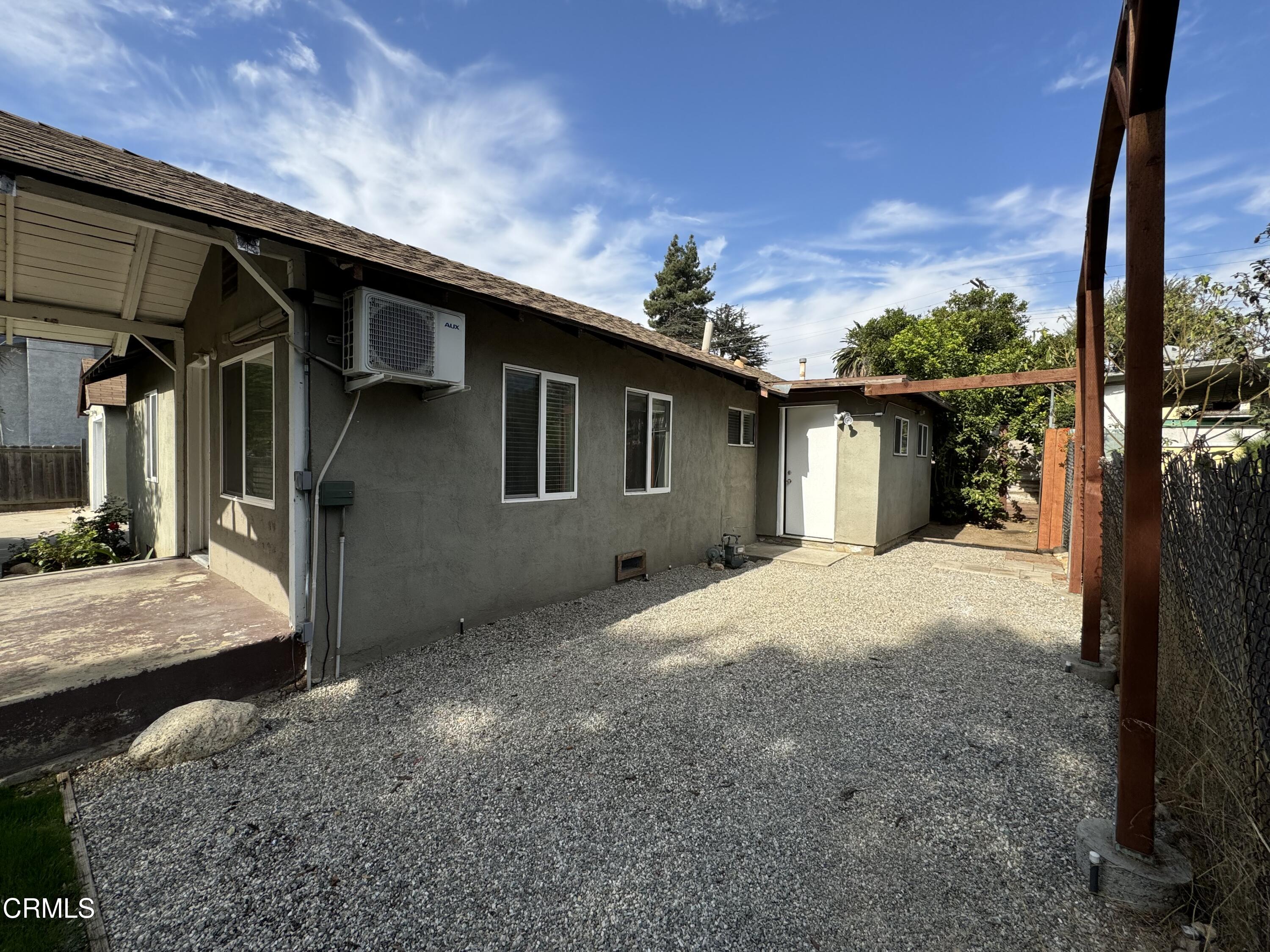 550 MacDonald Street Pasadena, CA 91103 - Photo 38 of 63 a backyard of a house with lots of green space