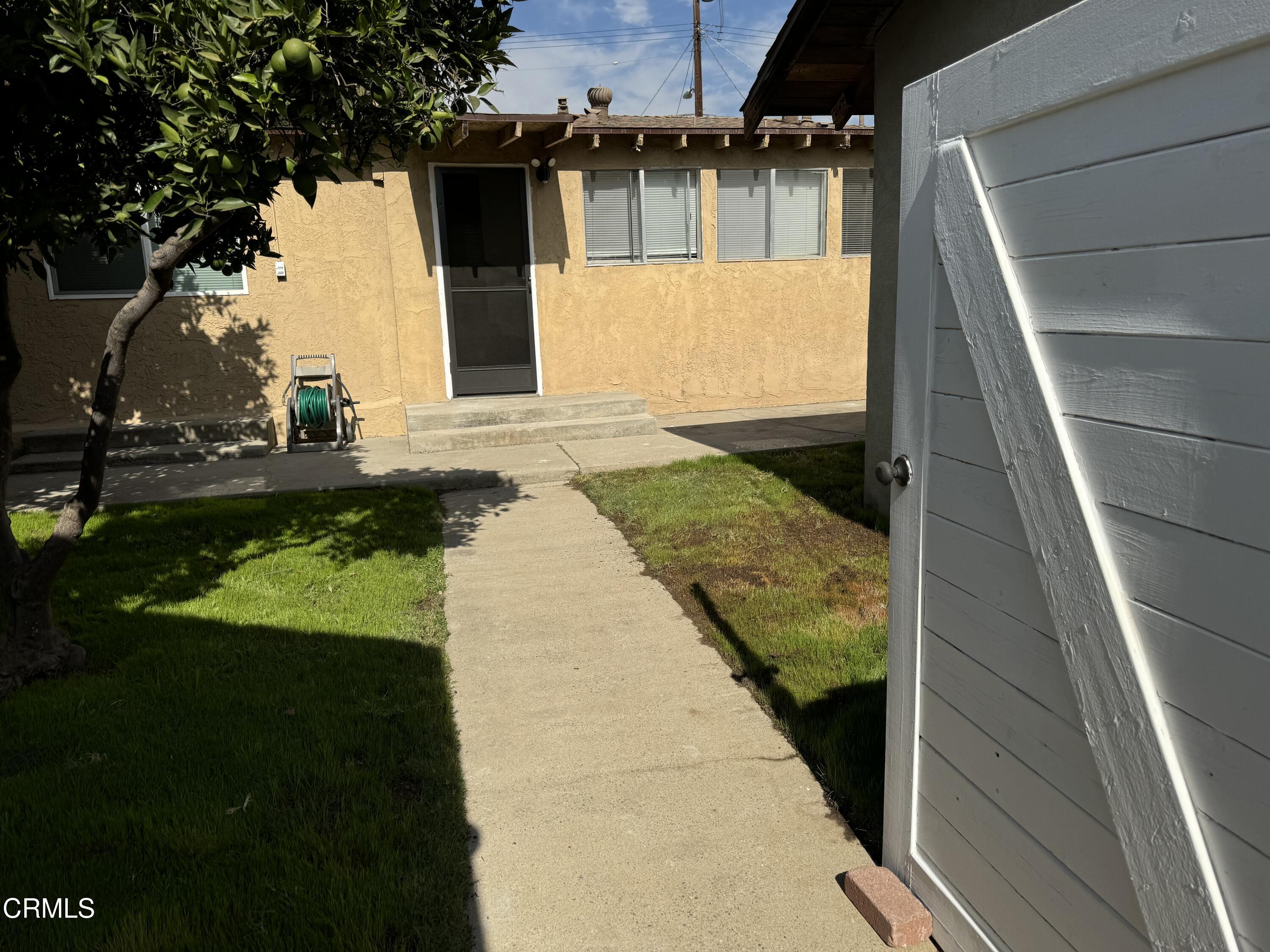 550 MacDonald Street Pasadena, CA 91103 - Photo 56 of 63 a view of swimming pool with a yard