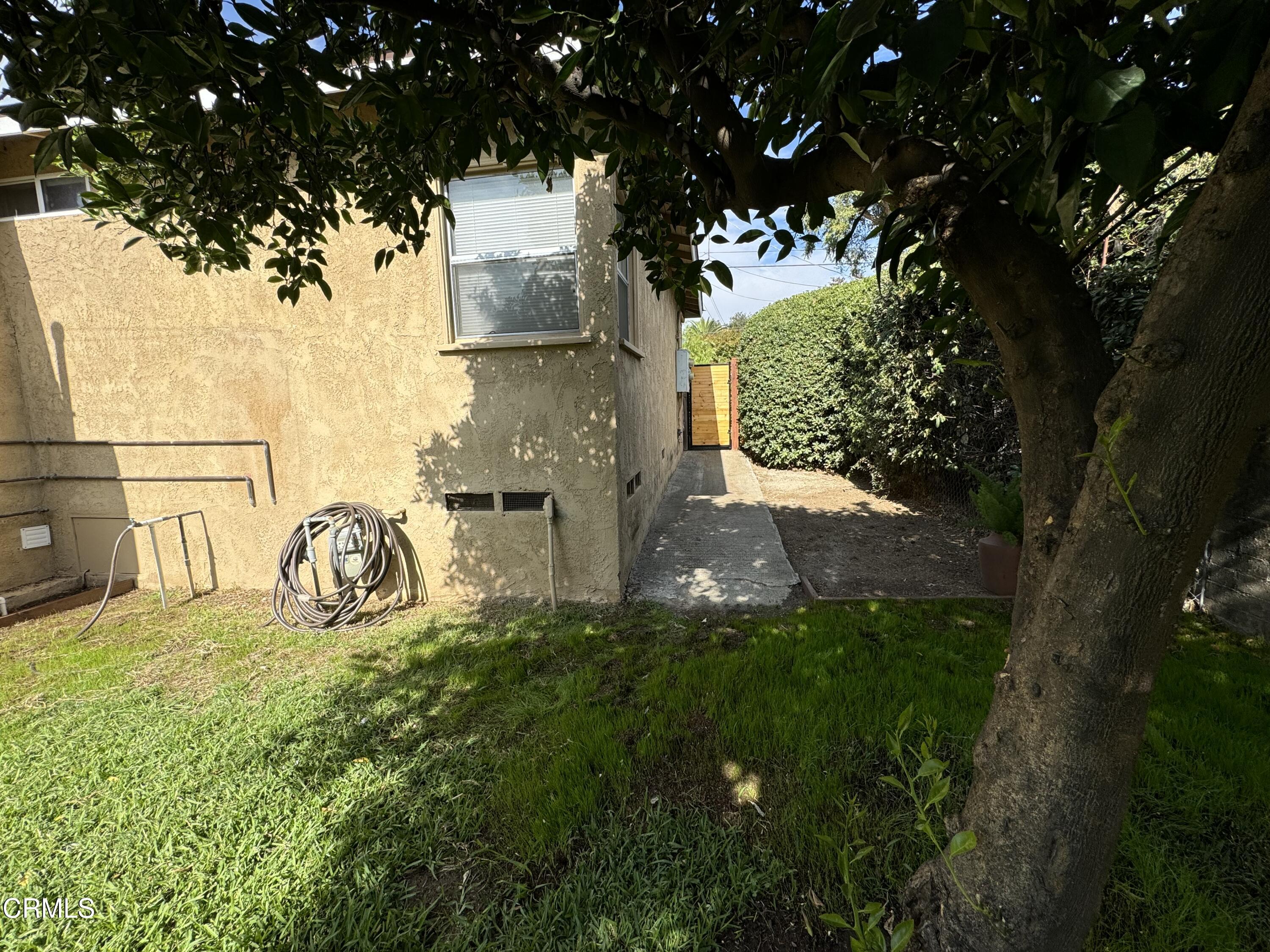 550 MacDonald Street Pasadena, CA 91103 - Photo 62 of 63 a view of a yard