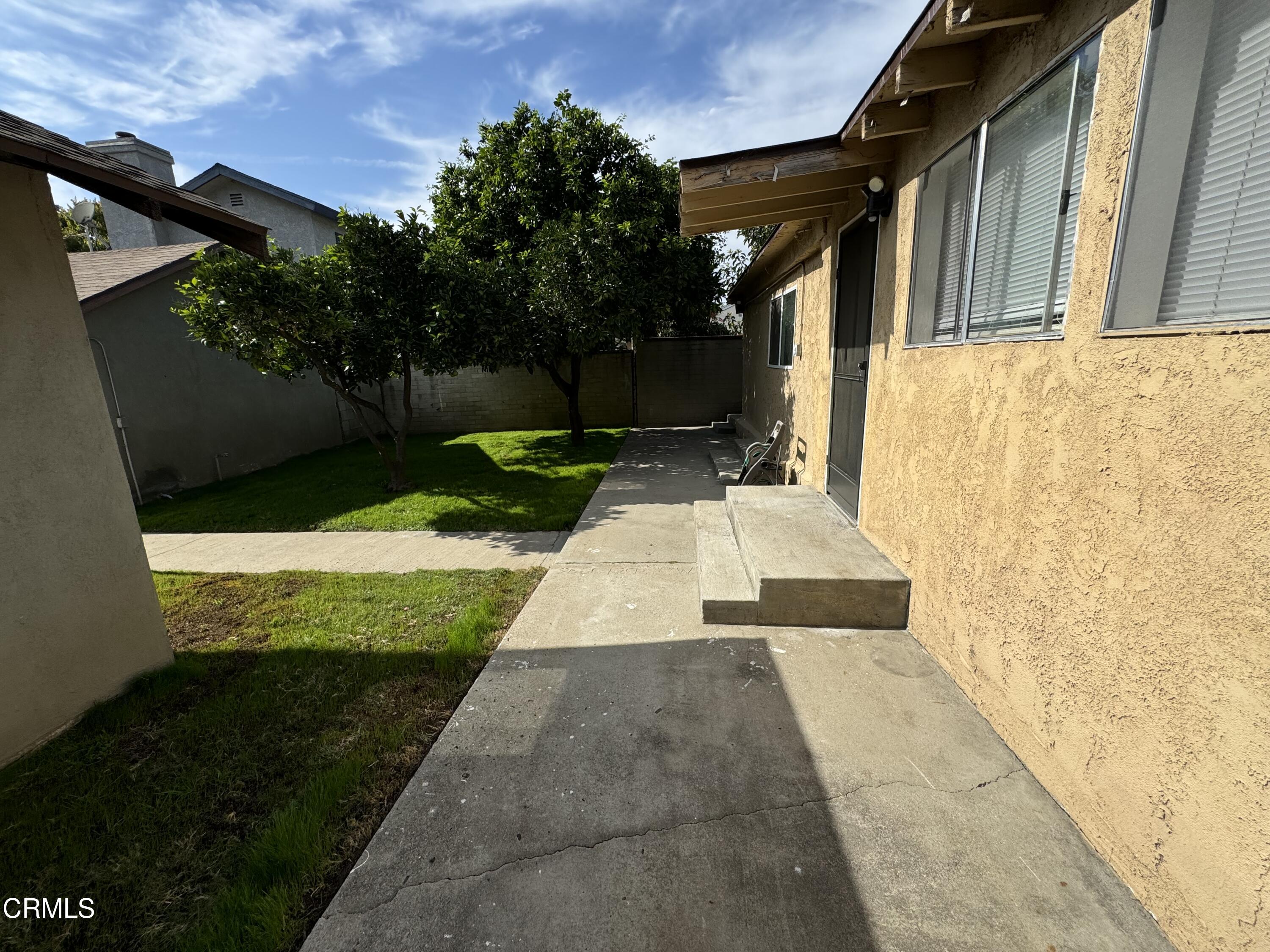 550 MacDonald Street Pasadena, CA 91103 - Photo 63 of 63 a view of back yard of the house
