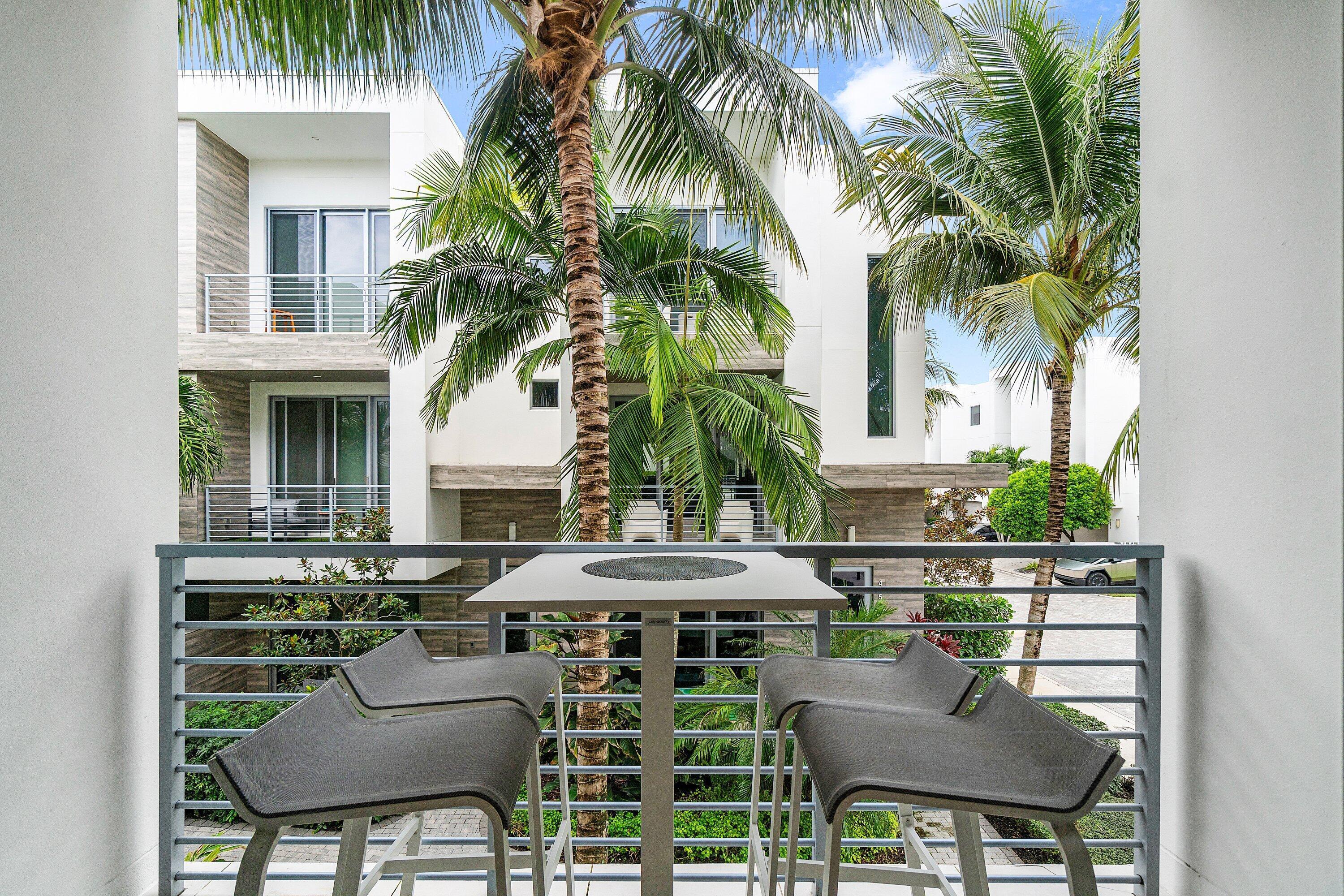 4053 Northwest 17th Way Boca Raton, FL 33431 - Photo 30 of 36 032-4053Northwest17thWay-BocaRaton-FL-33