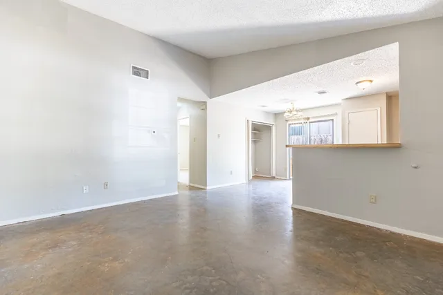 $1,300 | 6201 Berkett Cove, Unit B, Austin, TX 78745