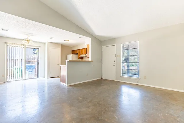 $1,300 | 6201 Berkett Cove, Unit B, Austin, TX 78745