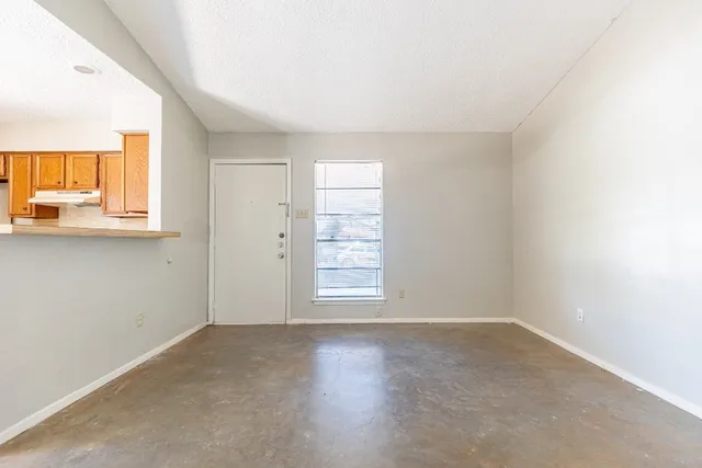 $1,300 | 6201 Berkett Cove, Unit B, Austin, TX 78745