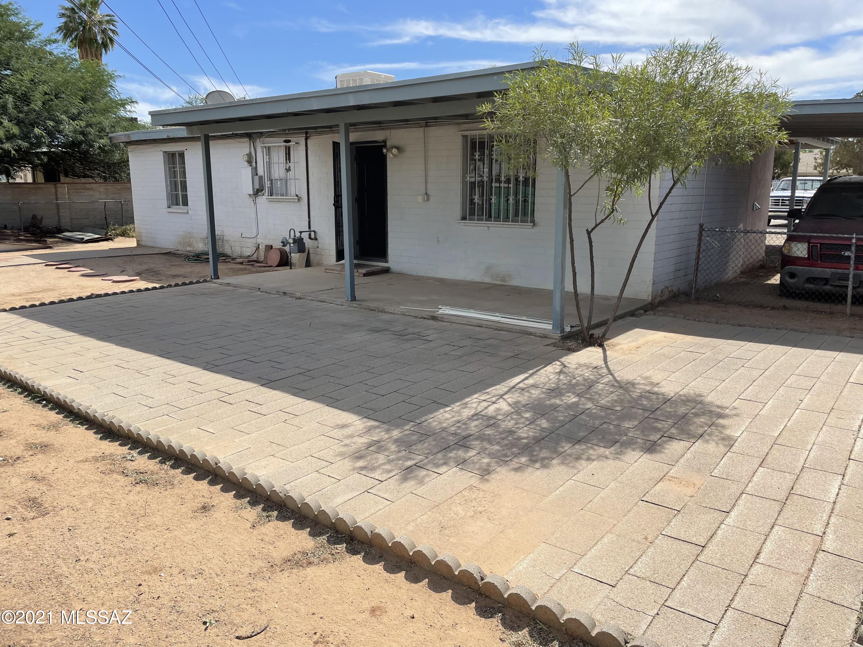 3715 East 25th Street Tucson, AZ 85713 - Photo 1 of 8