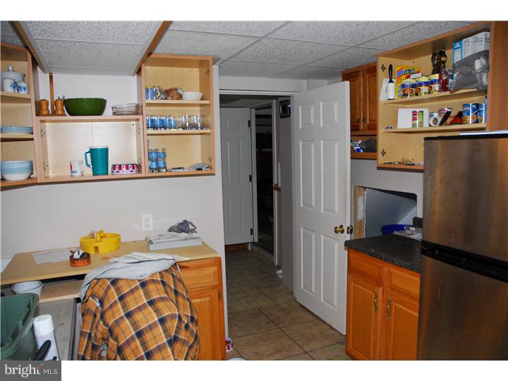 1711 Lancaster Avenue Reading, PA 19607 - Photo 18 of 23 In-law Suite
