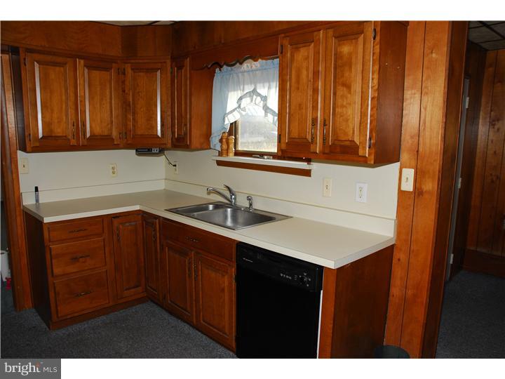 1711 Lancaster Avenue Reading, PA 19607 - Photo 9 of 23 Kitchen