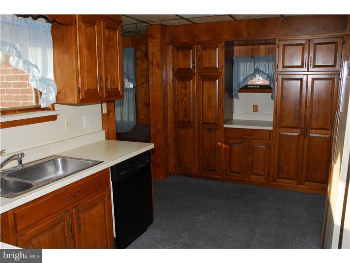 1711 Lancaster Avenue Reading, PA 19607 - Photo 10 of 23 Kitchen