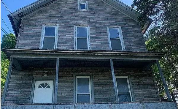 $179,888 | 3 Racecourse Street, Amsterdam, NY 12010