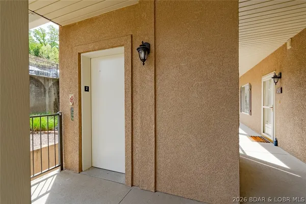 $410,000 | 918 Tuscany Drive, Unit 2G, Camdenton, MO 65020