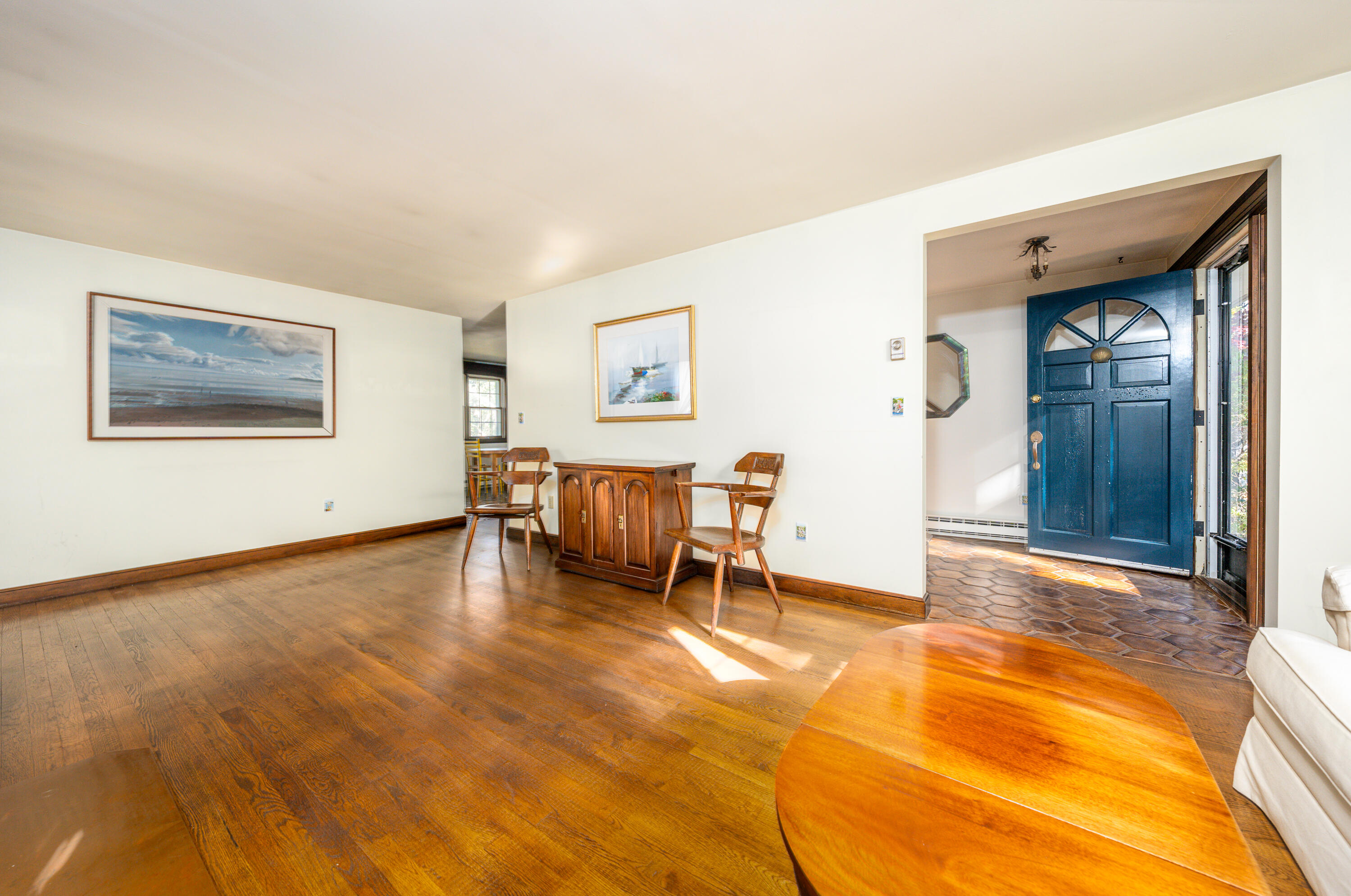 35 Woodlot Road Wellfleet, MA 02667 - Photo 10 of 40 livroom4