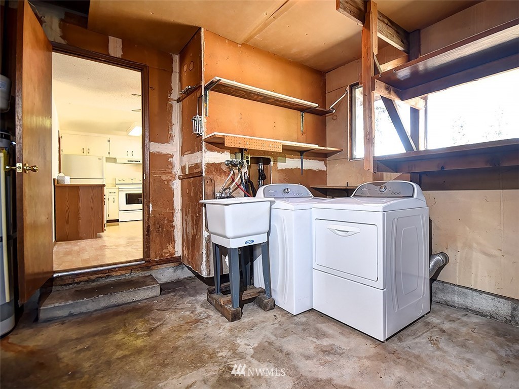 11826 Southeast 165th Street Renton, WA 98058 - Photo 19 of 23 Gallery Image 19