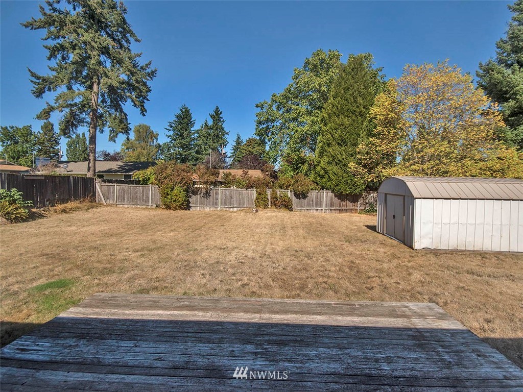 11826 Southeast 165th Street Renton, WA 98058 - Photo 22 of 23 Gallery Image 22