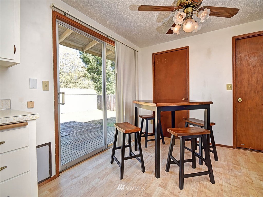 11826 Southeast 165th Street Renton, WA 98058 - Photo 8 of 23 Gallery Image 8