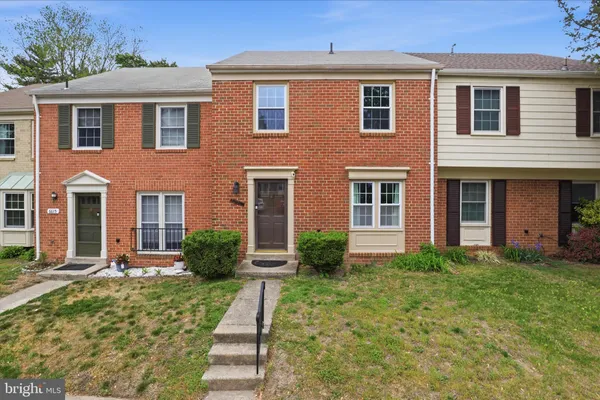 $2,700 | 6617 Elk Park Court, Alexandria, VA 22310