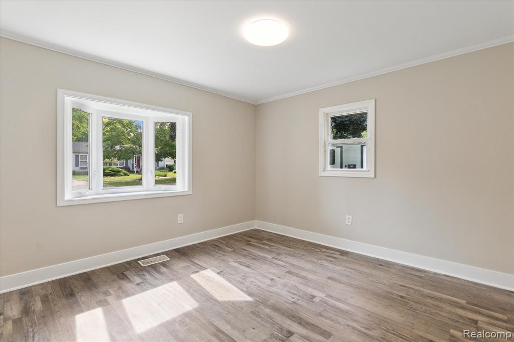 802 Alger Street Howell, MI 48843 - Photo 19 of 40