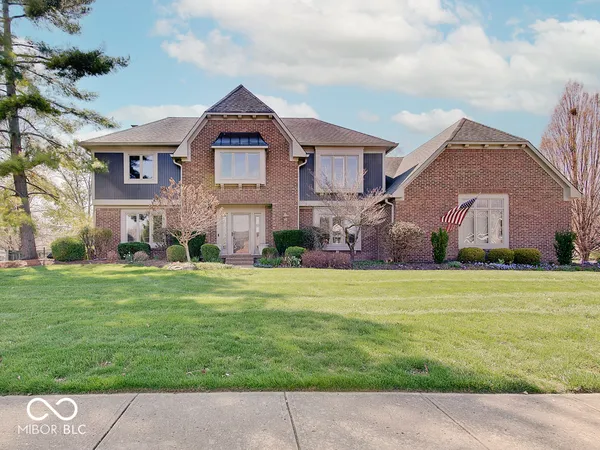 $675,000 | 1154 Woodgate Drive, Carmel, IN 46033