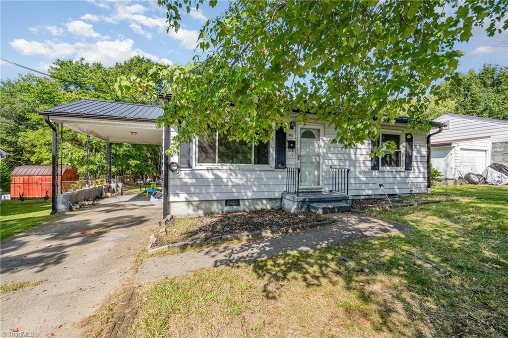 306 Griffith Street Thomasville, NC 27360 - Photo 2 of 16