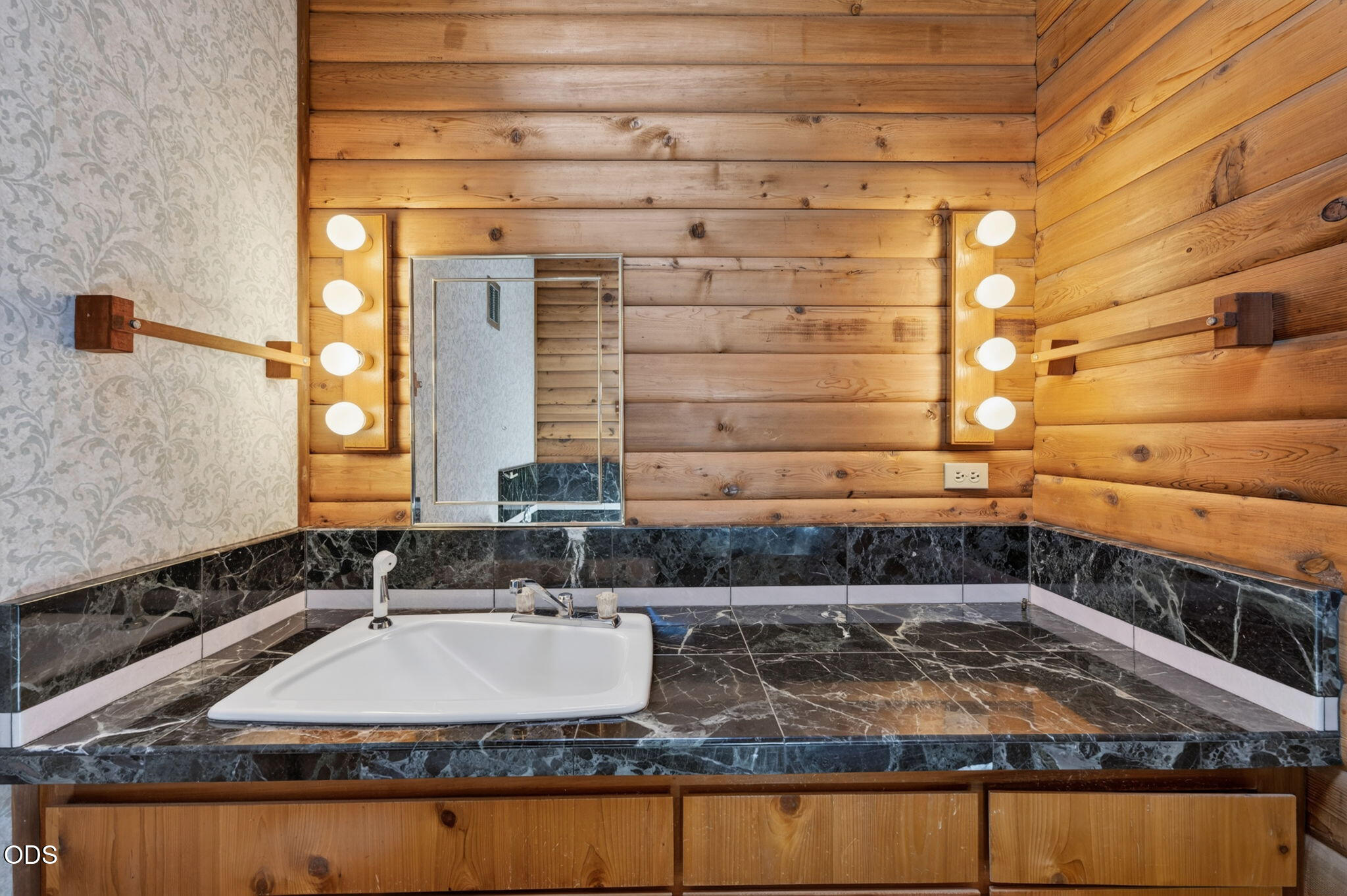 21955 Rickard Road Bend, OR 97702 - Photo 40 of 50