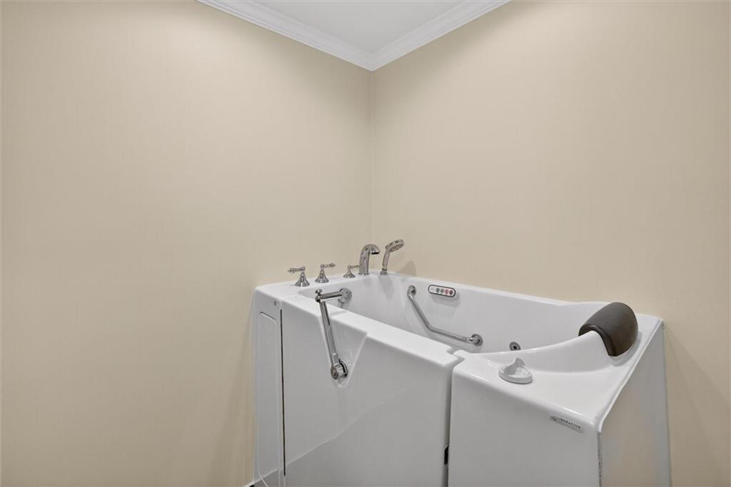 2303 Kenzie Road Pittsburgh, PA 15205 - Photo 24 of 30 Gallery Image 24