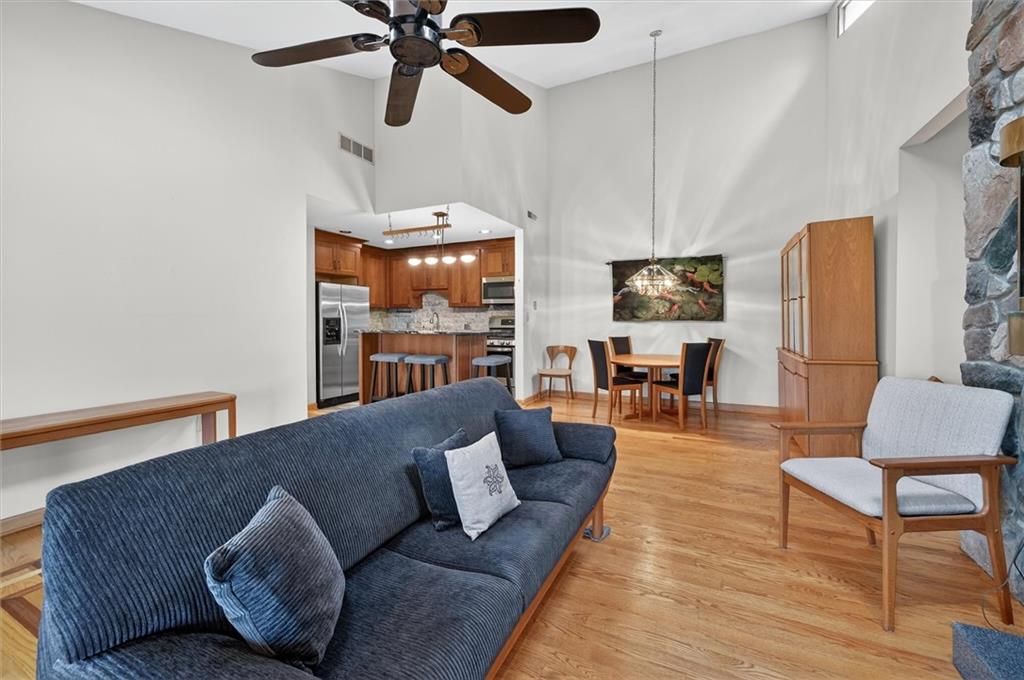 2303 Kenzie Road Pittsburgh, PA 15205 - Photo 3 of 30 Gallery Image 3