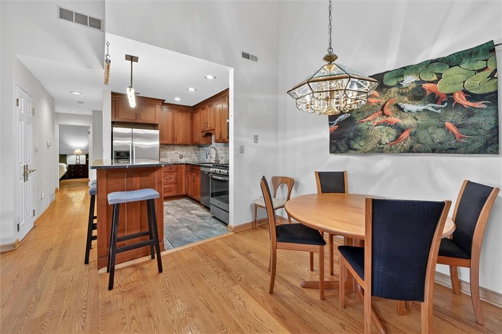 2303 Kenzie Road Pittsburgh, PA 15205 - Photo 7 of 30 Gallery Image 7